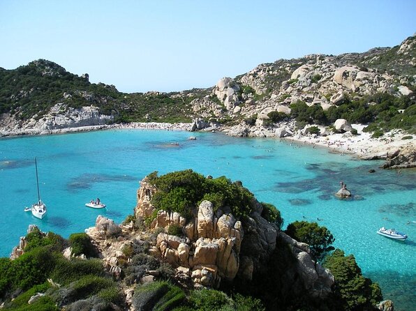 1-Catamaran tour to the Maddalena Archipelago from Cannigione - What lunch and drinks add to the day