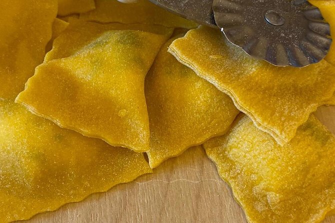 3 in 1 Cooking Class near Navona: Fettuccine, Ravioli & Tiramisu - What the Chef Adds to the Experience