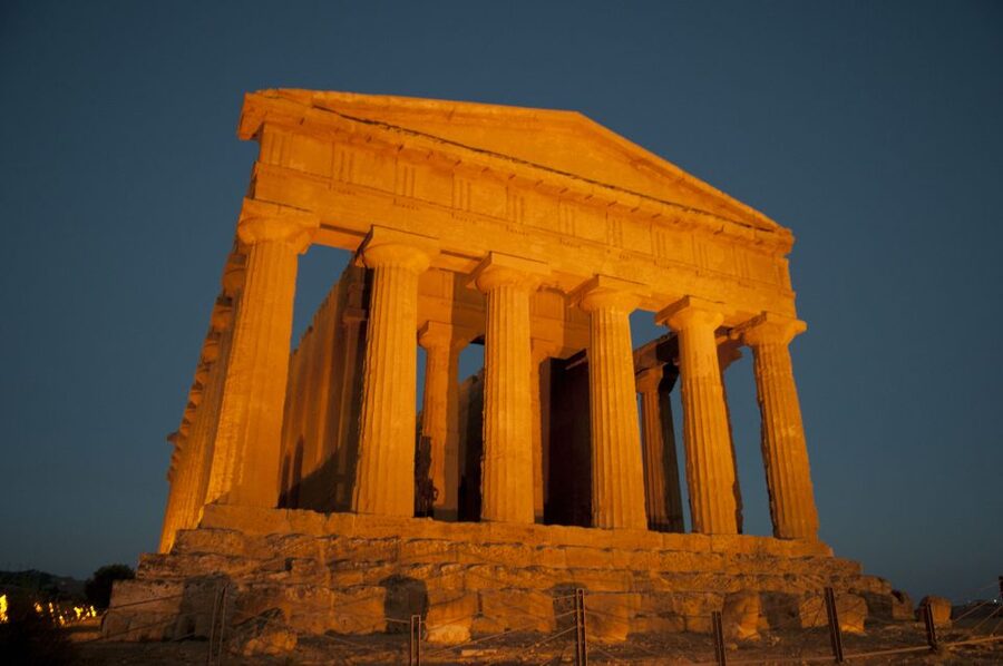 Agrigento: Valley of the Temples Skip-the-Line Sunset Tour - Hera Lacinia and the first views across the valley