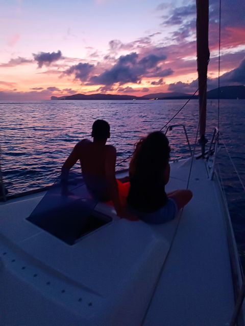 Alghero: Sunset Sailing Aperitif Experience - Aperitivo with Sardinian views