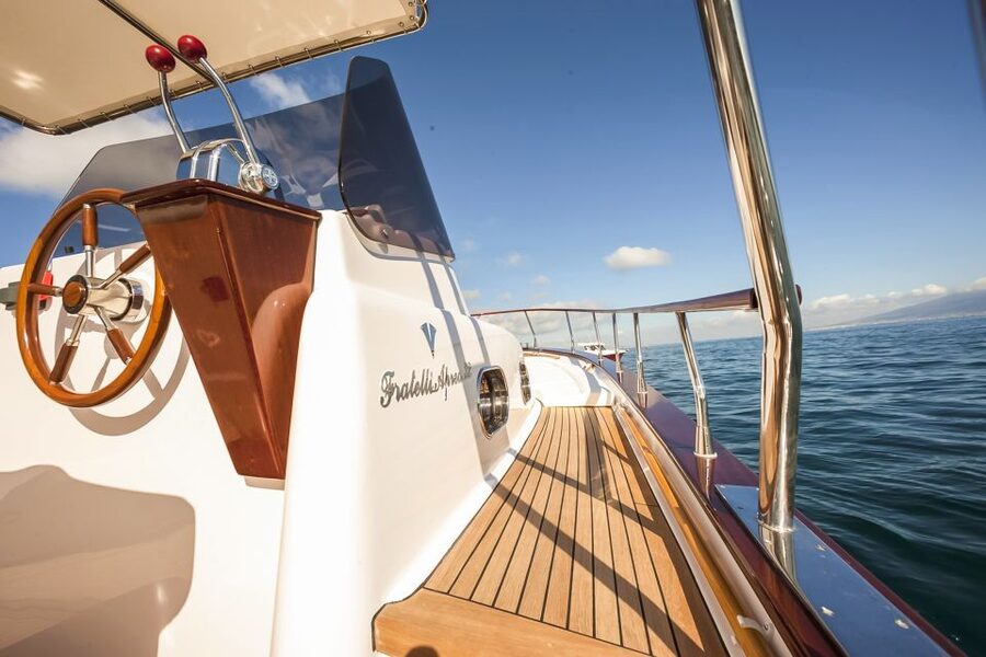Amalfi Coast: Boat and Snorkeling Tour with Fruit & Drinks - Fruit, prosecco, and limoncello on the return ride
