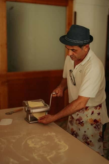 Amalfi: Cooking Class with Pasta, Mozzarella, and Tiramisù - Finishing with tiramisù