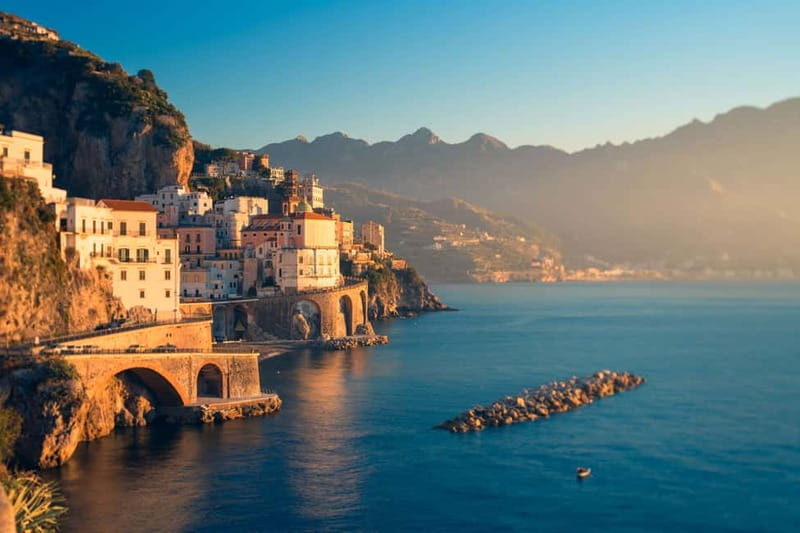 Amalfi: Sunset Boat Tour with Fruit and Drinks - Prosecco, limoncello, fruit, and music