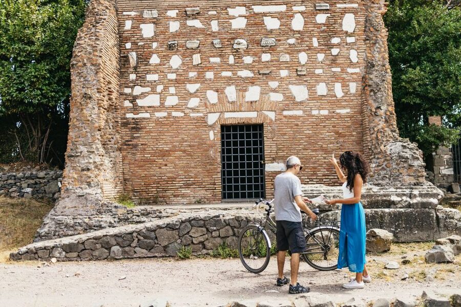 Appia Antica: Full Day Bike Rental with Customizable Routes - Food, water, weather, and timing