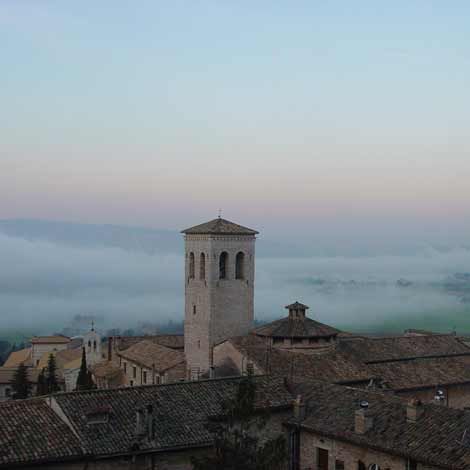 Assisi: Private Walking Tour with St. Francis Basilica - The small Franciscan sites most people miss