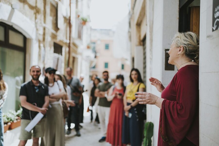 Bari: Guided Walking Tour - How the guides shape the experience