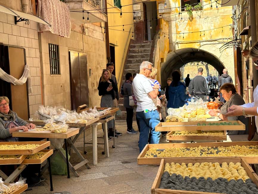 Bari: Pasta Experience Walking Tour - The guides make a real difference