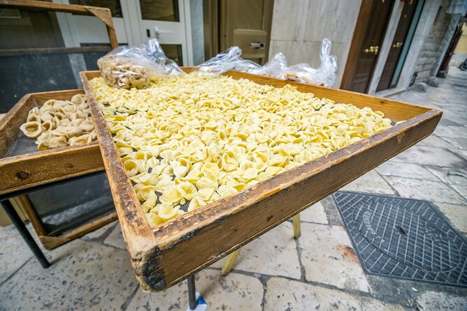 Bari’s Ultimate Street Food Tour - Small Group by Do Eat Better - Panzerotto Near Museo Civico Bari