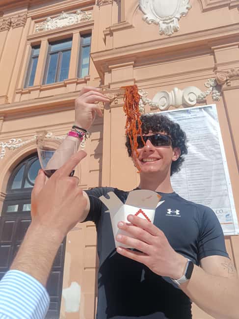 Bari: Walking Street Food Tour - Swabian Castle and the route through old Bari