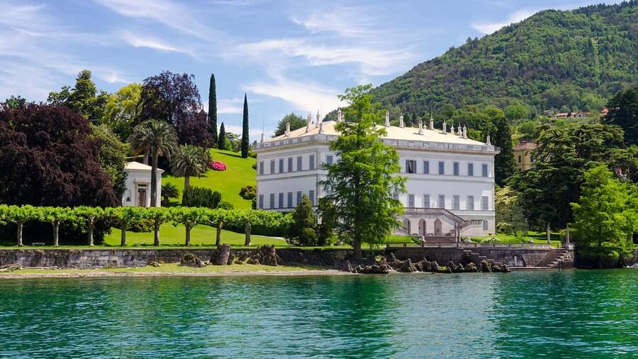 Bellagio: Lake Como Shared Boat Tour - Villa Carlotta and the approach to Tremezzo