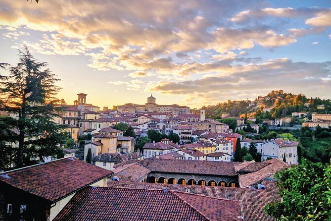 Bergamo: Digital guide made by a local for your walking tour - Piazza Vecchia, Cappella Colleoni, and Bergamo’s grand center