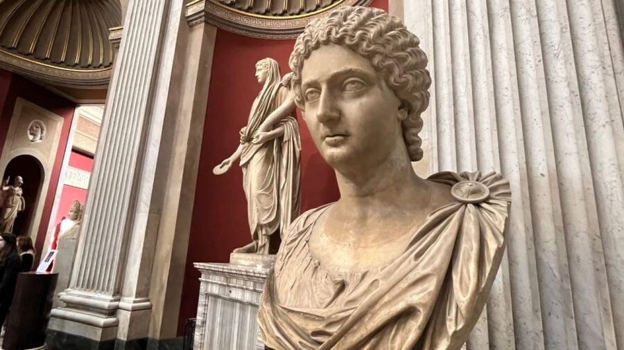 Best of the Vatican: Fast Track Highlights - The Gallery of Maps and the route to the Sistine Chapel