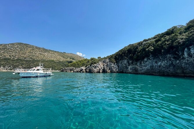 Boat excursion to Gaeta with a stop for swimming and snorkeling 2 HOURS - Serapo Beach and the change from sightseeing to swimming