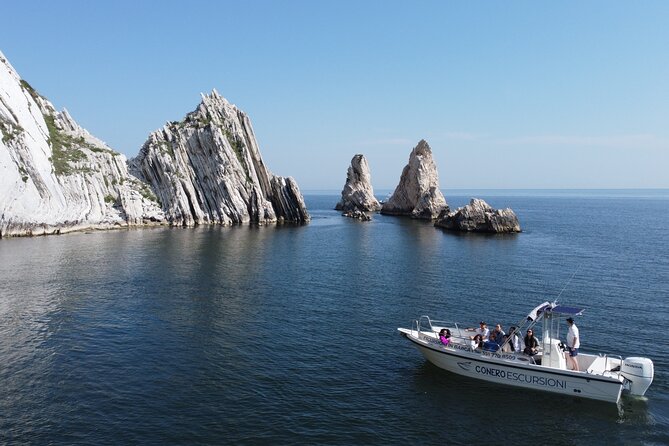 Boat tour all along Conero Riviera - Key points to know before you book