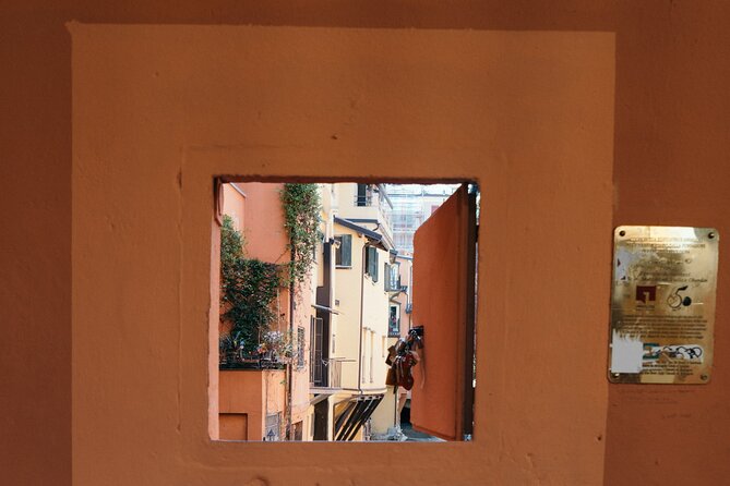 Bologna gastronomic experience with a local - Fresh pasta at a Bolognese restaurant