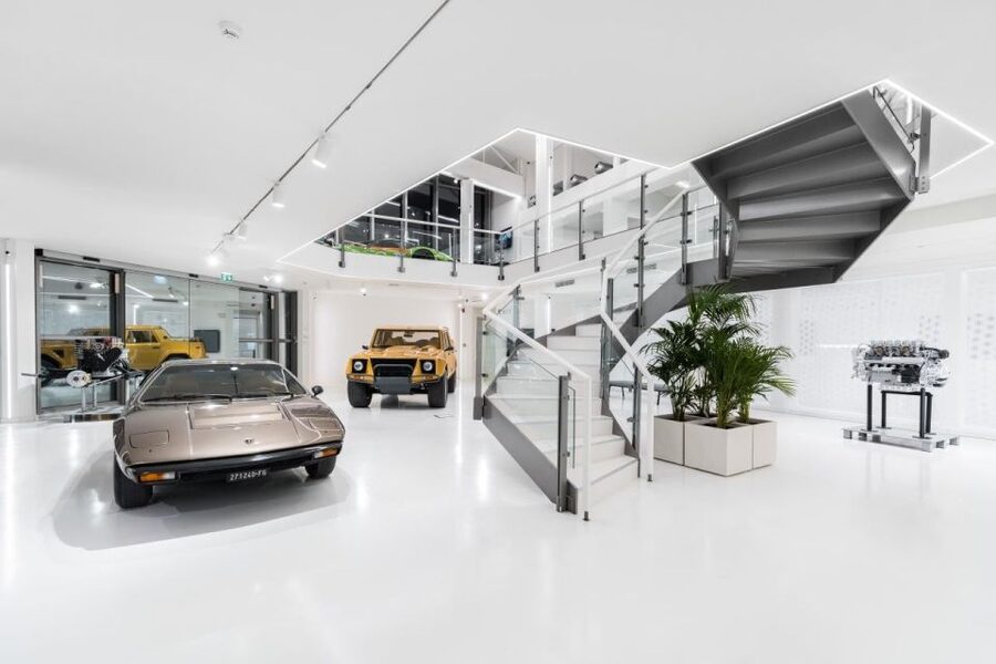 Bologna/Maranello: Lamborghini & Ferrari Museum Entry Ticket - Who will enjoy this most?