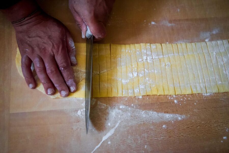 Bologna: Pasta Tagliatelle al Ragu Cooking Class with Wine - Key points to know before booking