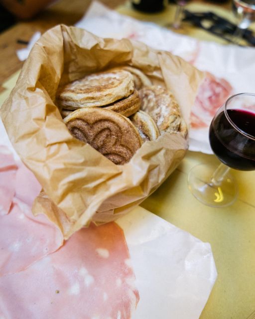 Bologna: Walking Food Tour with a Local Guide - The guides make the difference
