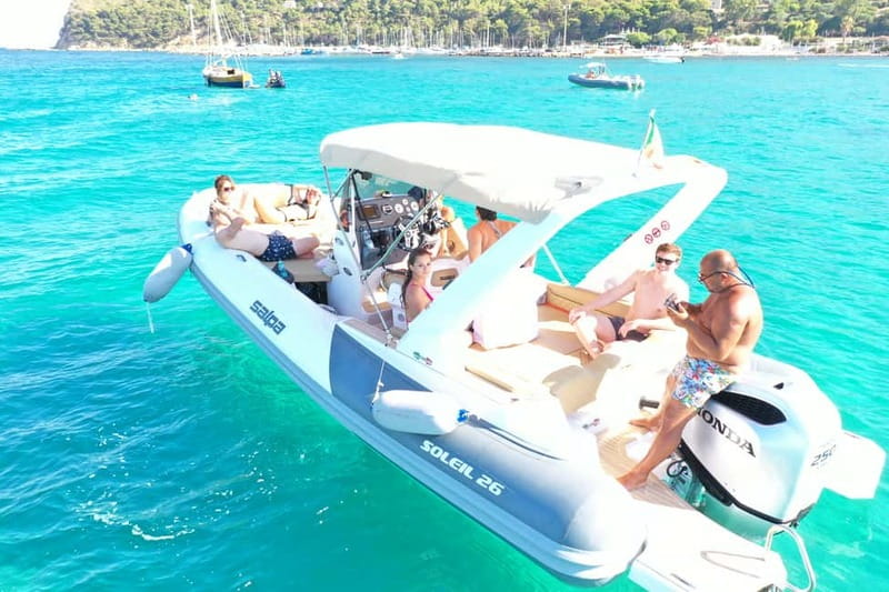 Cagliari: Boat Tour, 4 Stops, Swim, Snorkeling, & 1 Spritz - The skipper is part of the experience