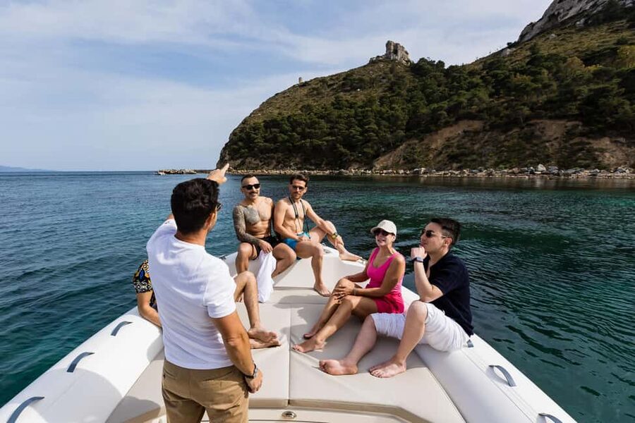 Cagliari: Coastline Cruise with Drinks and Snorkeling - Drinks are included, but plan your own snacks