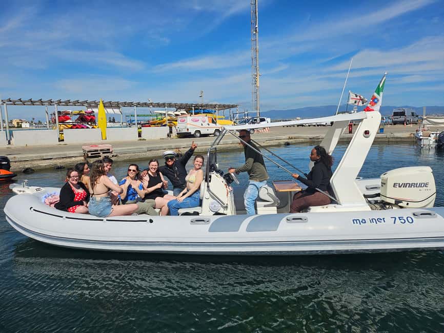Cagliari:devil's saddle big cruise by boat drink & snack - Cala Bernat and the first coastal views