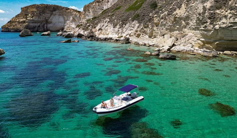 Cagliari: Devil's saddle boat tour, 4 stops and prosecco - Cala Fighera gives you the longest water stop