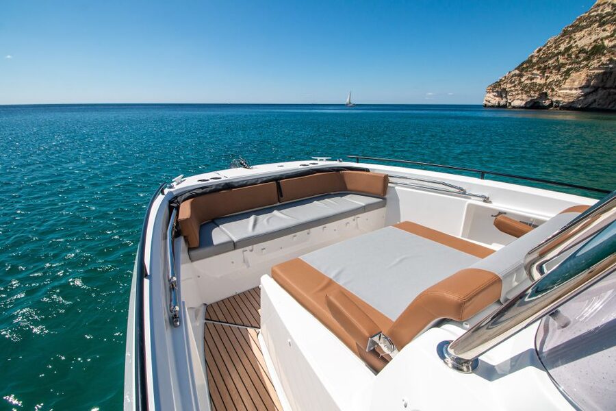Cagliari: Luxury Motorboat Tour with 3 Swim Stops & Wine - Choosing the right departure time