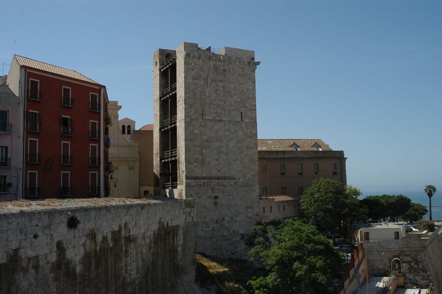 Cagliari: Walking Tour of the Old City - Key points at a glance