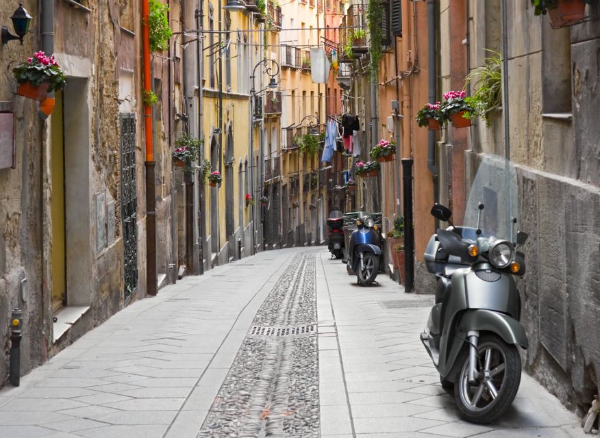 Cagliari: Walking Tour of the Old City - The cathedral stop and the practical dress rule