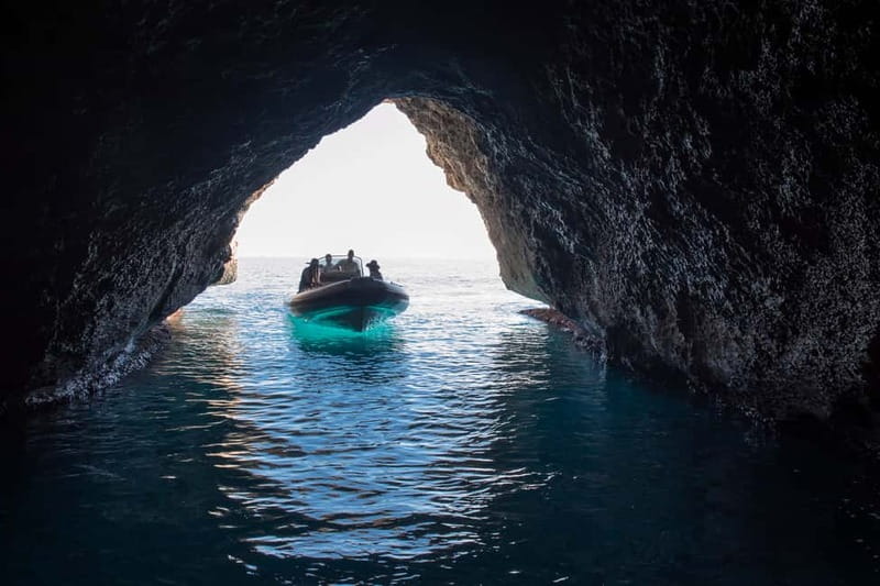 Cala Gonone: Dinghy Excursion to C. Mariolu and C. Goloritzè - Why this Gulf of Orosei trip works so well