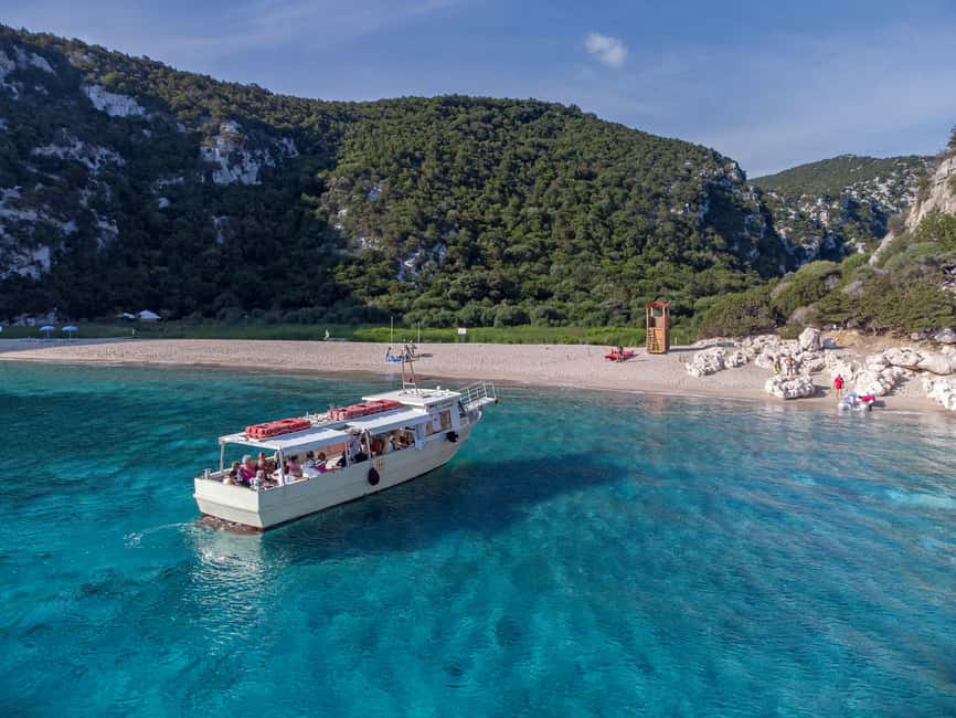 Cala Gonone: Grotta Bue Marino & Cala Luna Beach Boat Tour - How much time will you get on the beach?