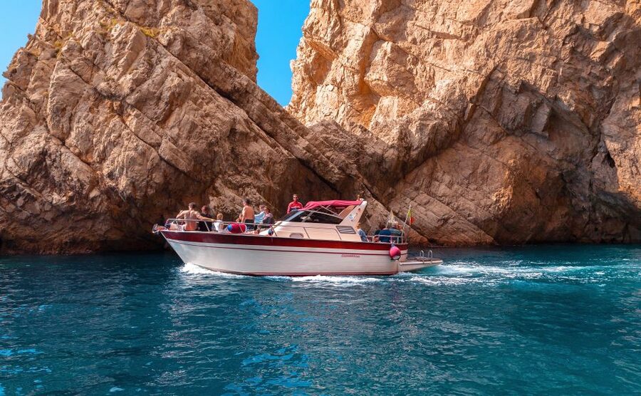 Capri: Full-Day Small Group Boat Tour - Four hours to make your own Capri plan