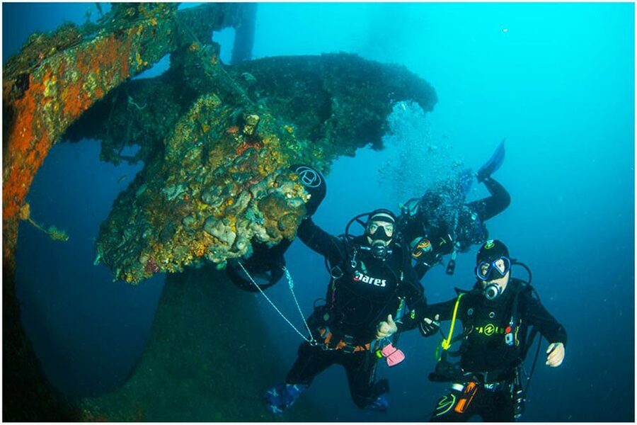 Catania: Gulf Scuba Diving Tour with Marine Biologist - The first lesson is built for nervous beginners
