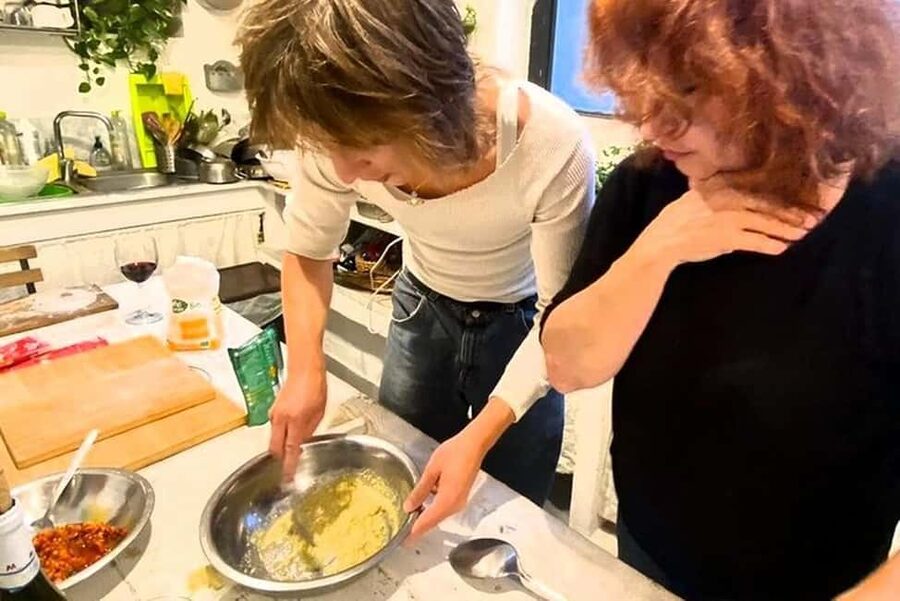 Catania: Pistachio Ravioli, Pasta Home Cooking Class w/ Wine - Arriving at Angela’s home in Catania