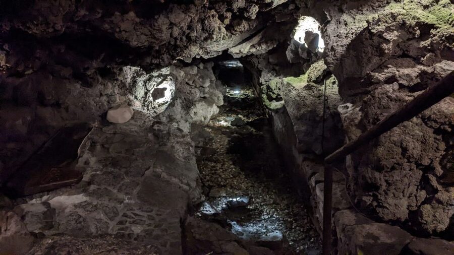 Catania: Underground Catania Tickets and Guided Tour - What the walk between sites adds