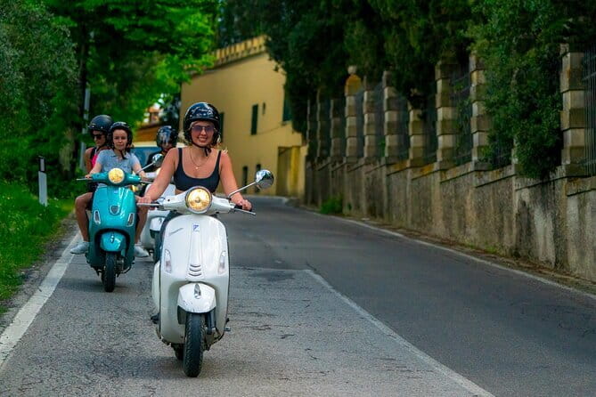 Chianti Vespa Tour with Lunch from Florence & E-car Option - Leaving Florence by minivan