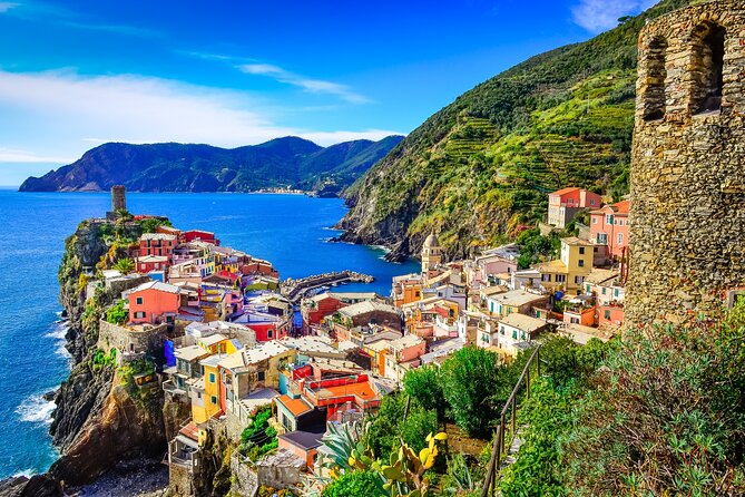 Cinque Terre and Pisa Tower Tour from Florence Semi Private - Riomaggiore: your first taste of the coast