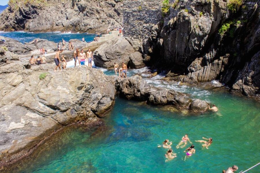 Cinque Terre: Hybrid Boat Tour with Swimming Stop - What the small group changes