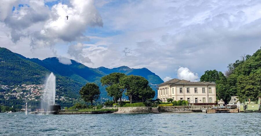 Como: Lake Como Shared Boat Tour - Seeing Como from the lake