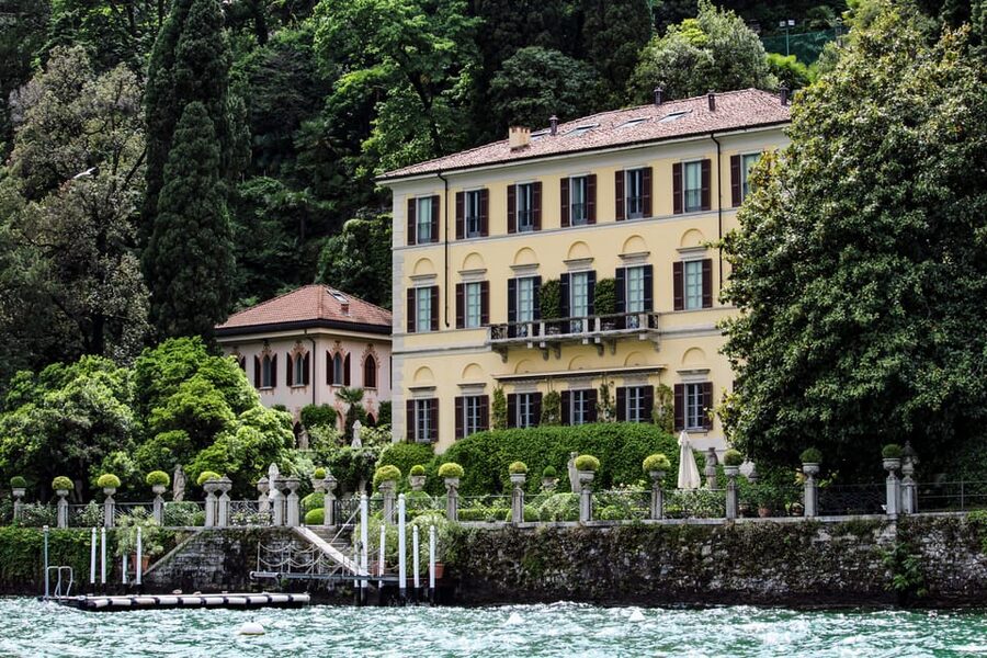 Como: Lake Como Shared Boat Tour - The final sights: Villa Trubetzkoy and Villa Geno Fountain