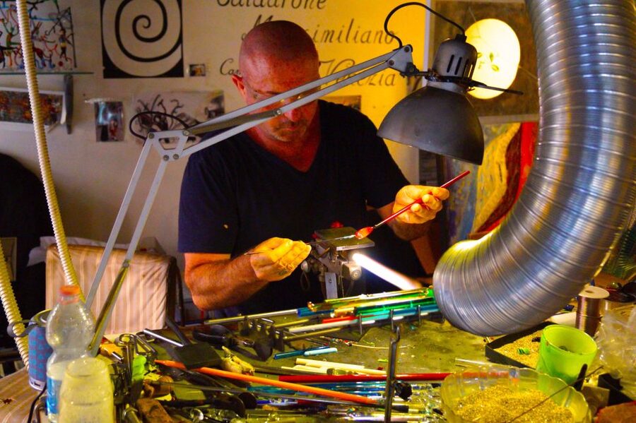 Create Your Glass Artwork: Private Lesson With Local Artisan - Key points to know before booking