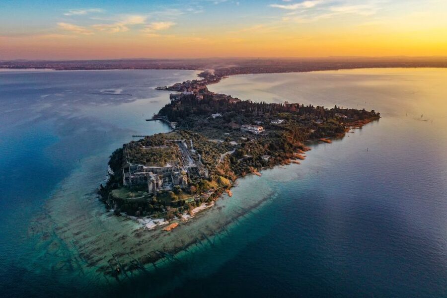 Desenzano del Garda: Sunset Boat Trip at Sunset with Drink - What the 75-Minute Schedule Feels Like