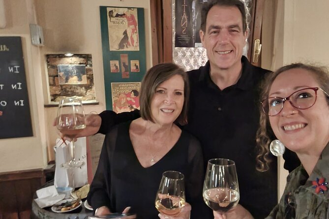 Eat, Drink and Repeat: Wine and Food Tasting Tour in Venice - Prosecco, Amarone, and lessons in buying wine
