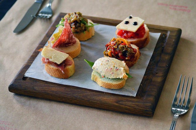 Eat Like a Local: Venice 3-Hour Small-Group Food Tasting Tour - Pastries, sugar, and a family-run shop