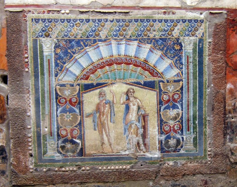 Ercolano: Herculaneum Skip-the-Line Ticket & Audio Guide - Entering the ruins with a skip-the-line ticket