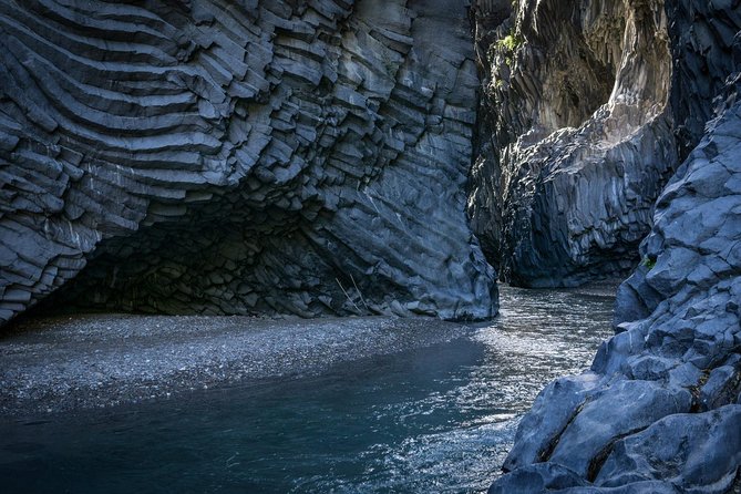 Etna and Alcantara Gorges Excursion - Lunch in an Etnean chalet breaks up the morning