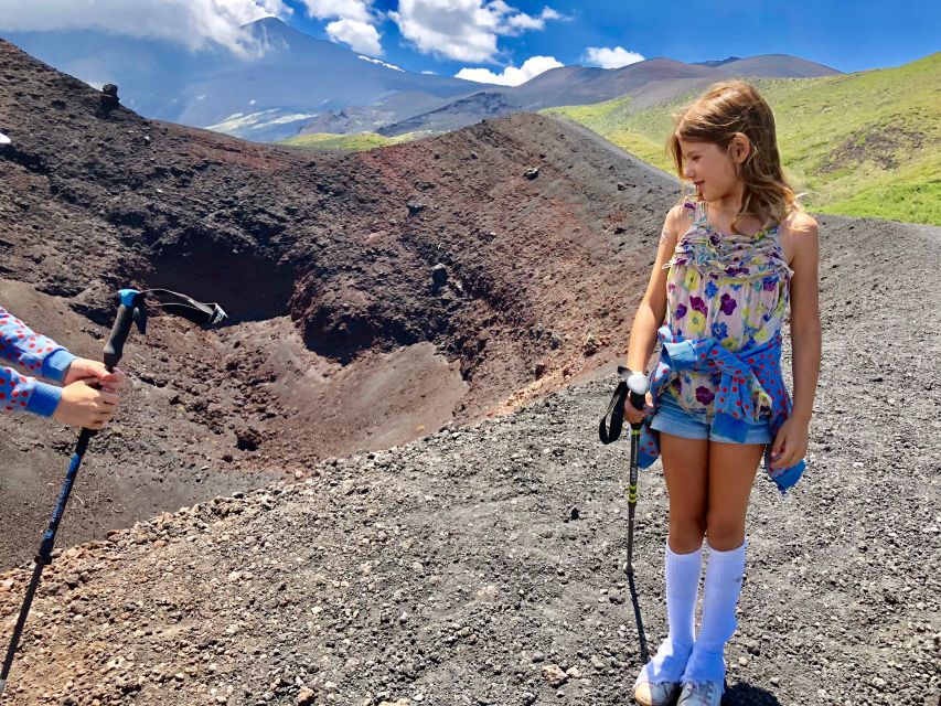 Etna: Craters of the 2002 Eruption Trekking Experience - Finding the correct meeting point at Piano Provenzana