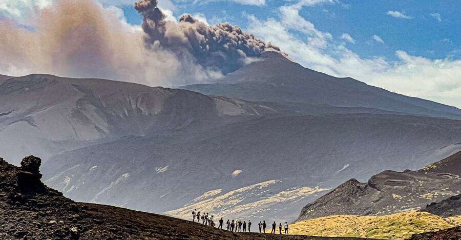 Etna: Craters of the 2002 Eruption Trekking Experience - Hornitos, cinder cones, and eruptive fractures