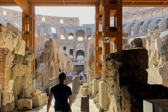 Expert Guided Tour of Colosseum Arena OR Underground, and Forum - The Arch of Constantine provides a useful bridge