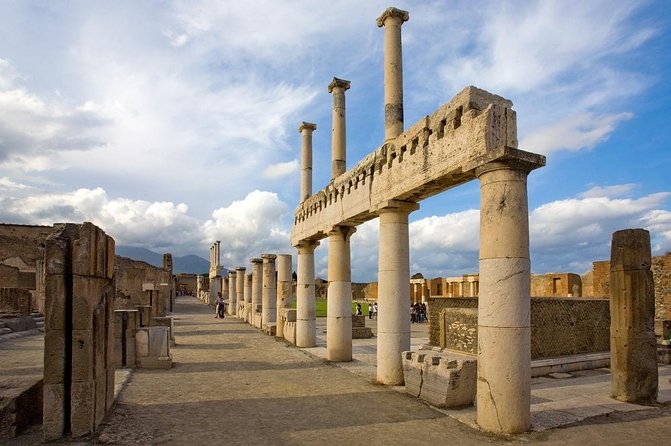 Explore Pompeii Half Day Highlights Tour with Pickup from Naples - Why this short Pompeii tour works from Naples